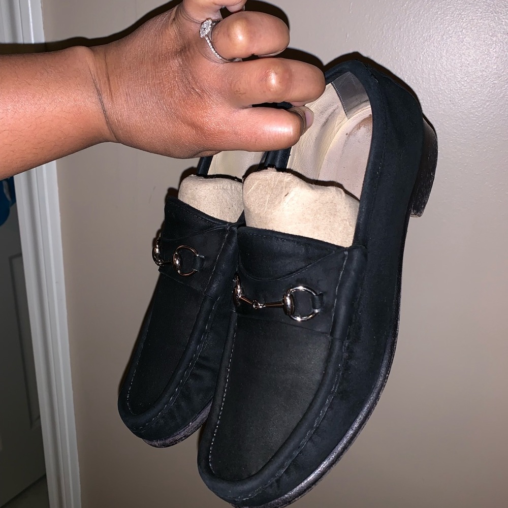 Gucci Loafers Black Suede (Size: Women 8 1/2).